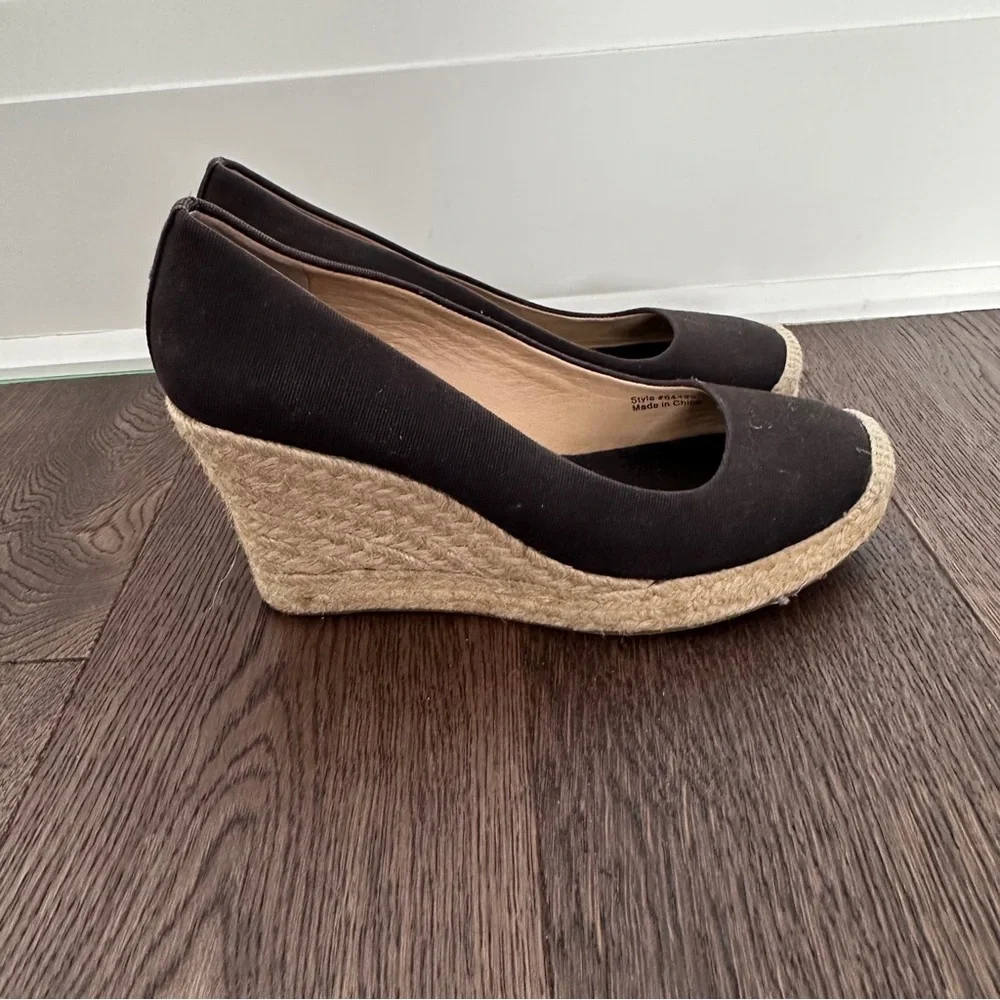 Women's J Crew Black Wedge Espadrille - Picture 8 of 9
